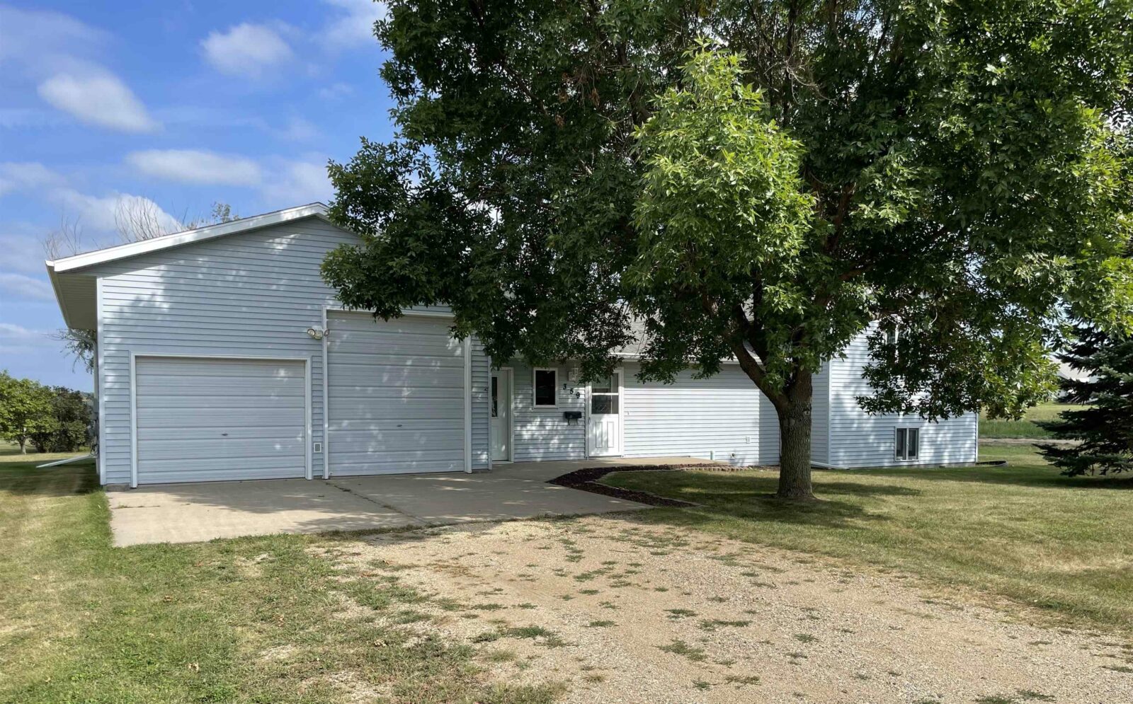 Photo of 359 S Vyborny Ave. Tabor, SD