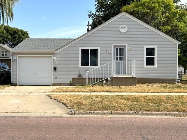 Photo of 816 Burleigh Yankton, SD