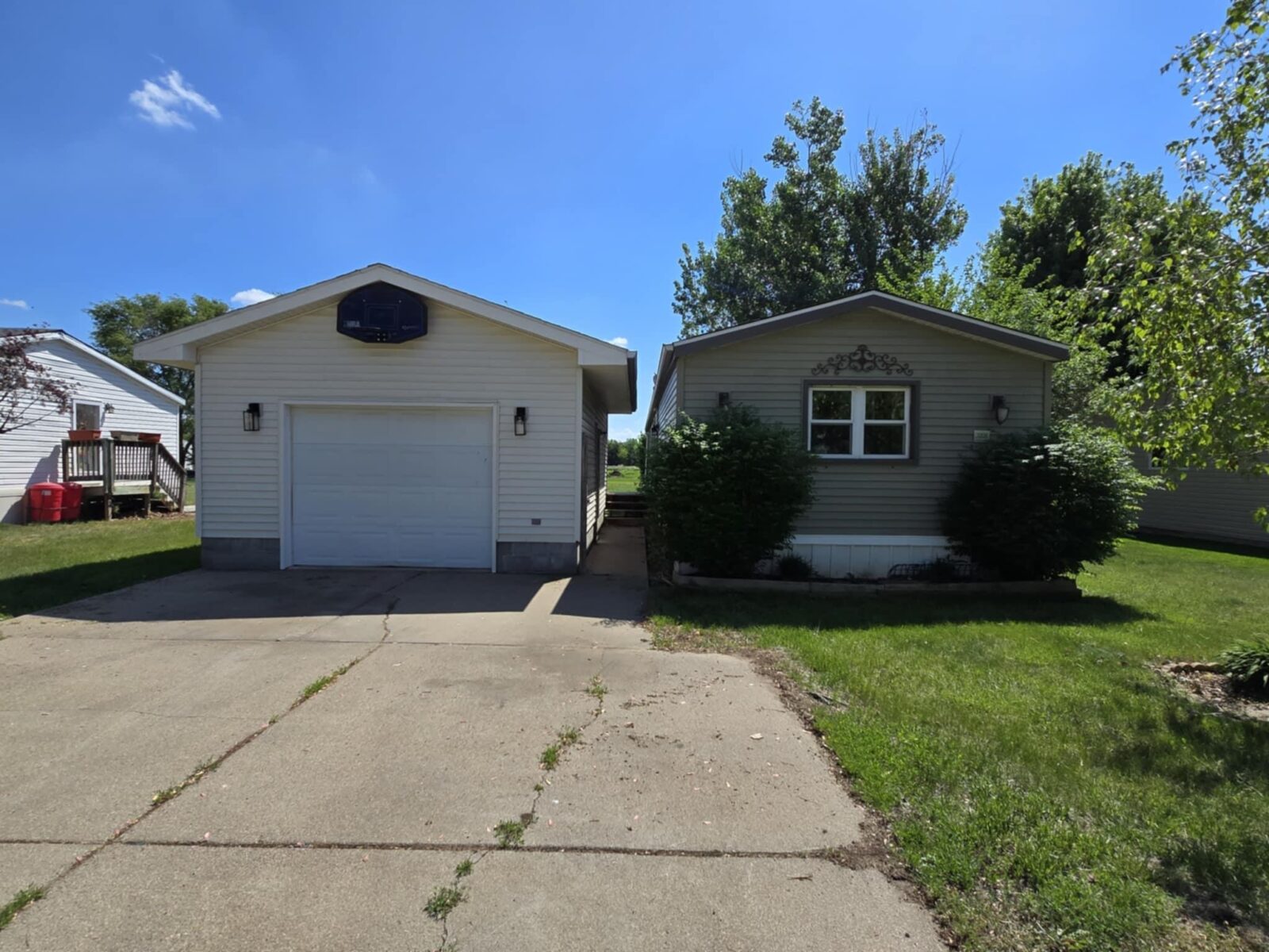 Photo of 3208 Aurora Street Yankton, SD