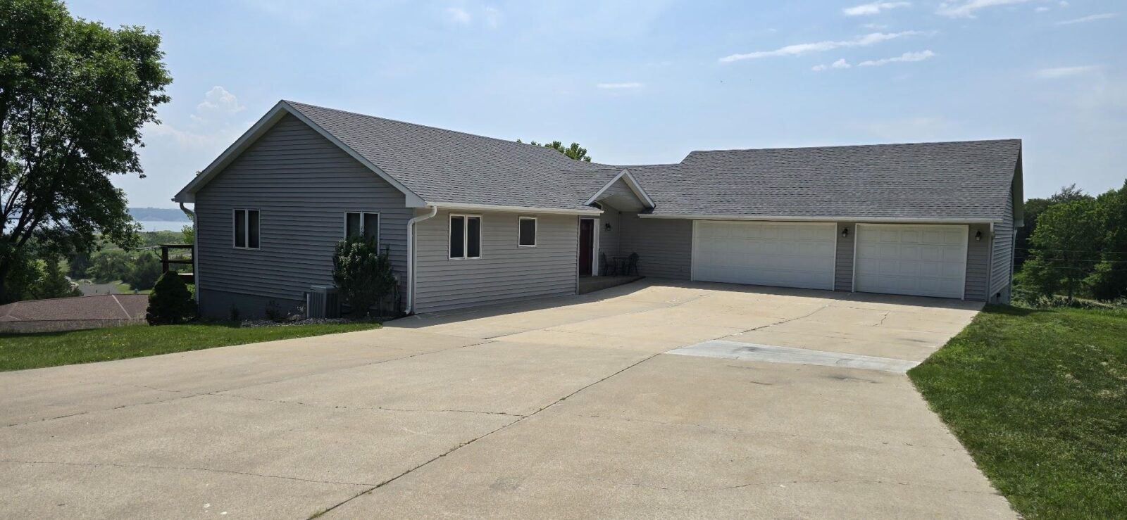 Photo of 152 Marina Dell Ave Yankton, SD