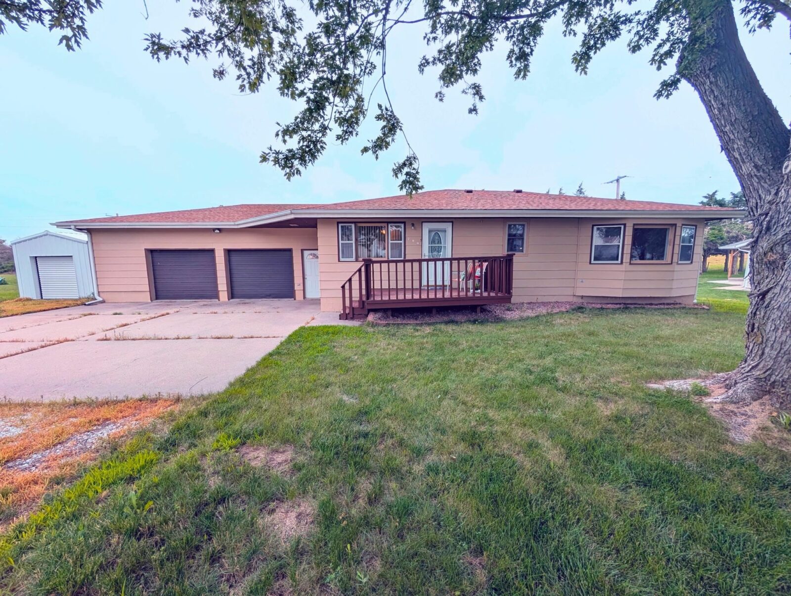 Photo of 700 W Omaha St Crofton, NE