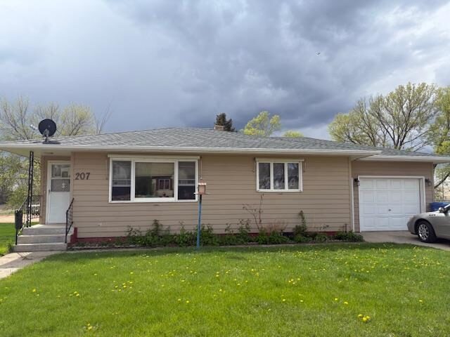 Photo of 207 S Main St. Viborg, SD