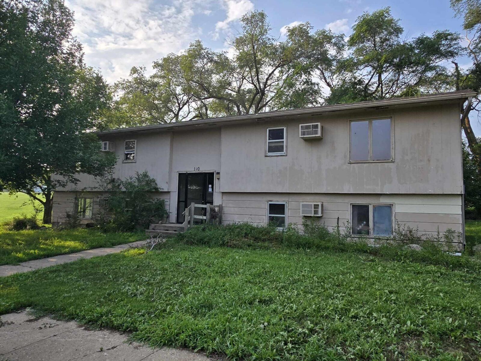Photo of 100 Grant Avenue Volin, SD