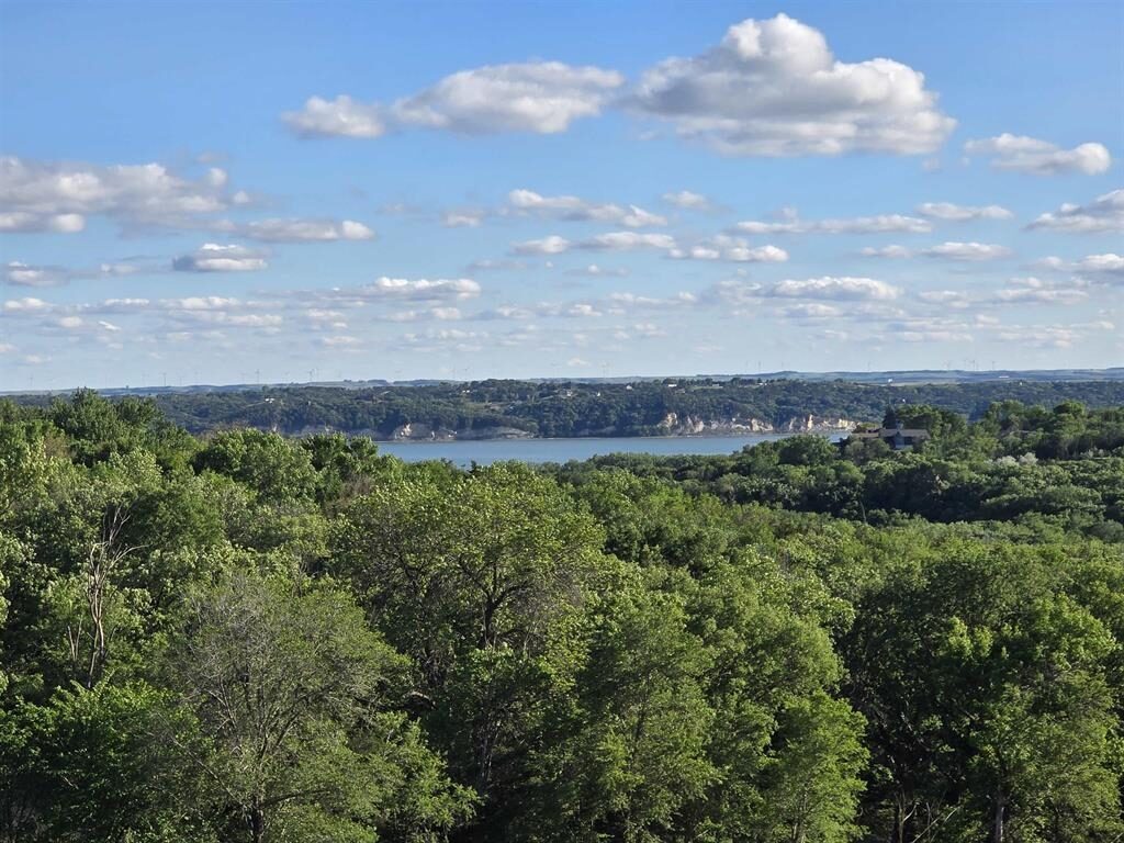 Photo of 43353 311th St Yankton, SD