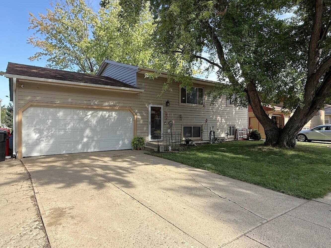 Photo of 1604 John St. Yankton, SD