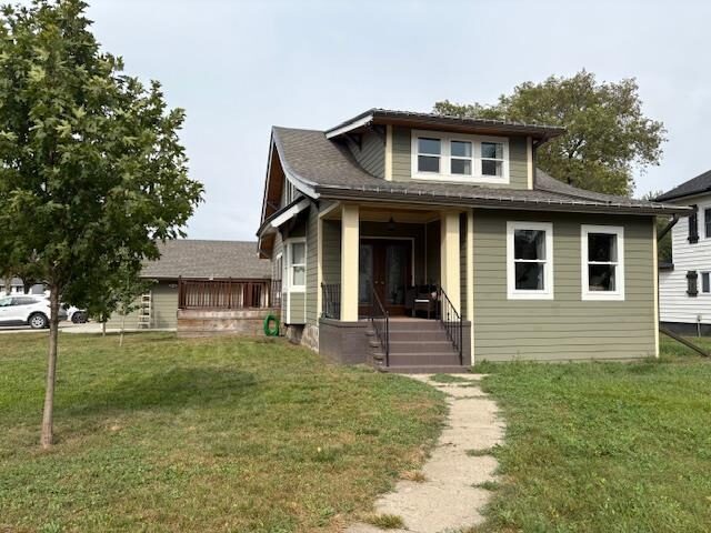 Photo of 300 E 14th Ave. Tyndall, SD