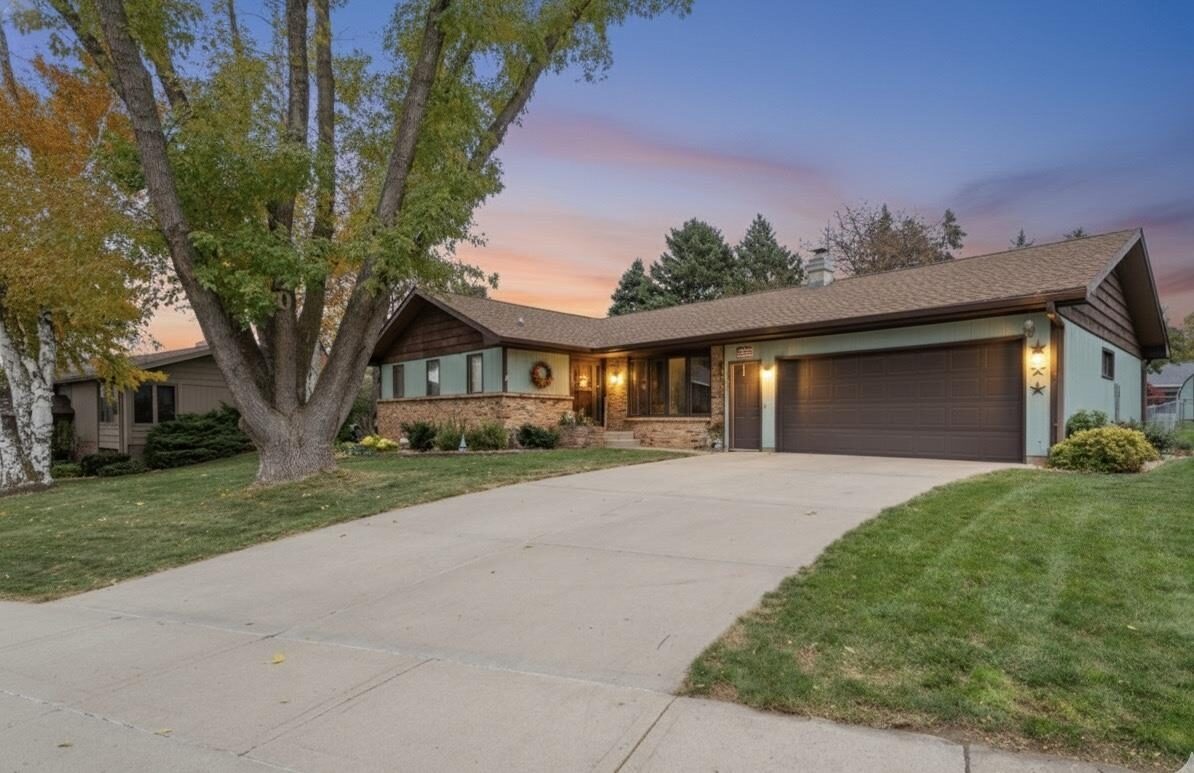 Photo of 1302 Spruce St Yankton, SD