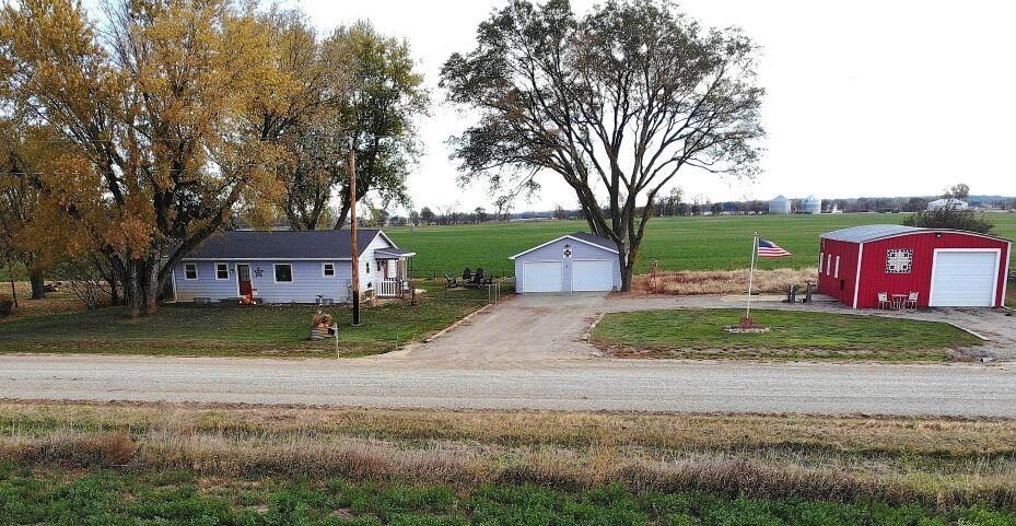 Photo of 89814 557th Ave, Saint Helena, NE
