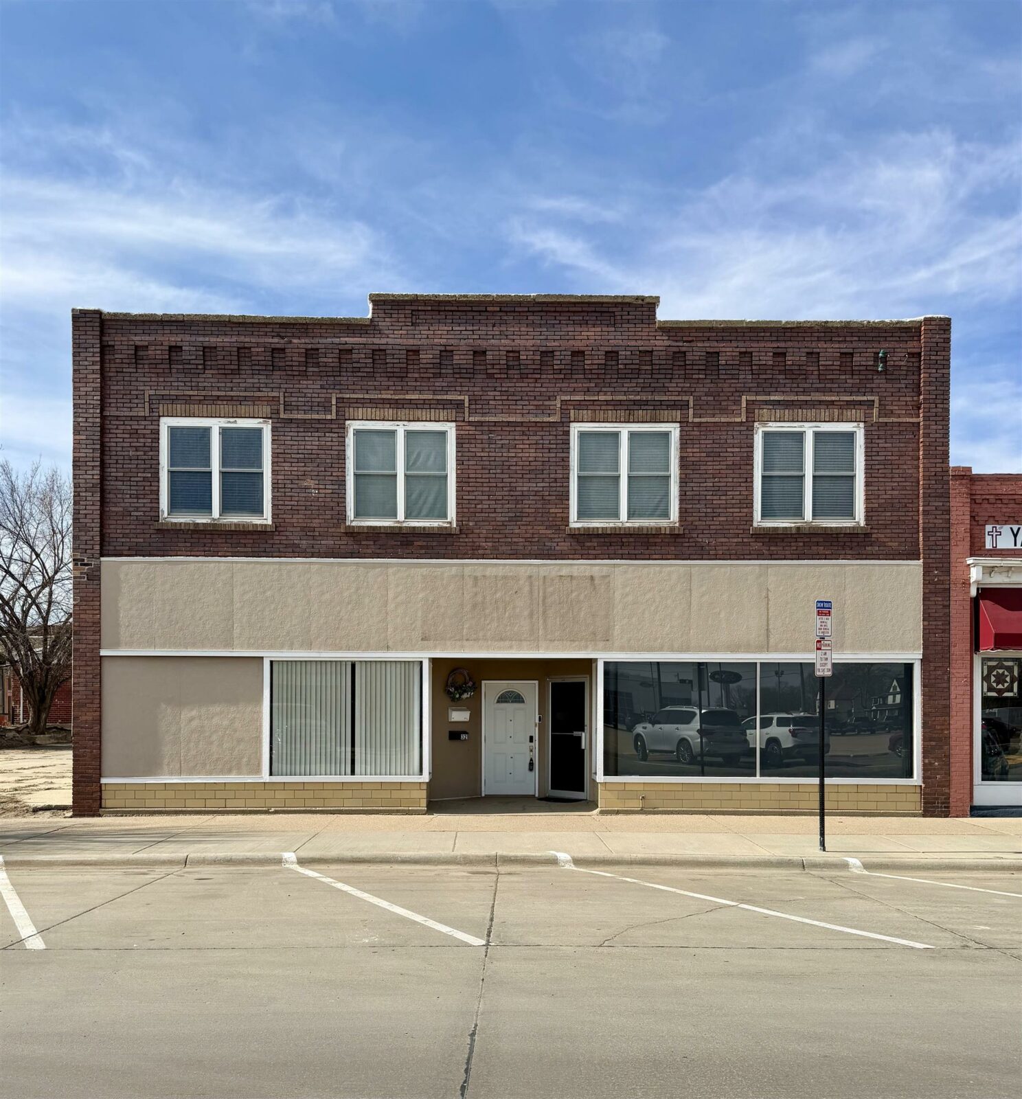 Photo of 321 Douglas Ave Yankton, SD