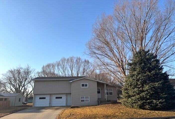 Photo of 509 9th St. Springfield, SD