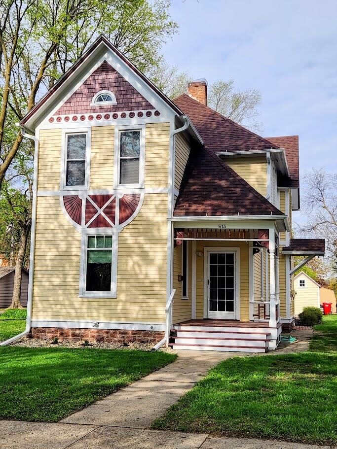 Photo of 513 Mulberry St Yankton, SD