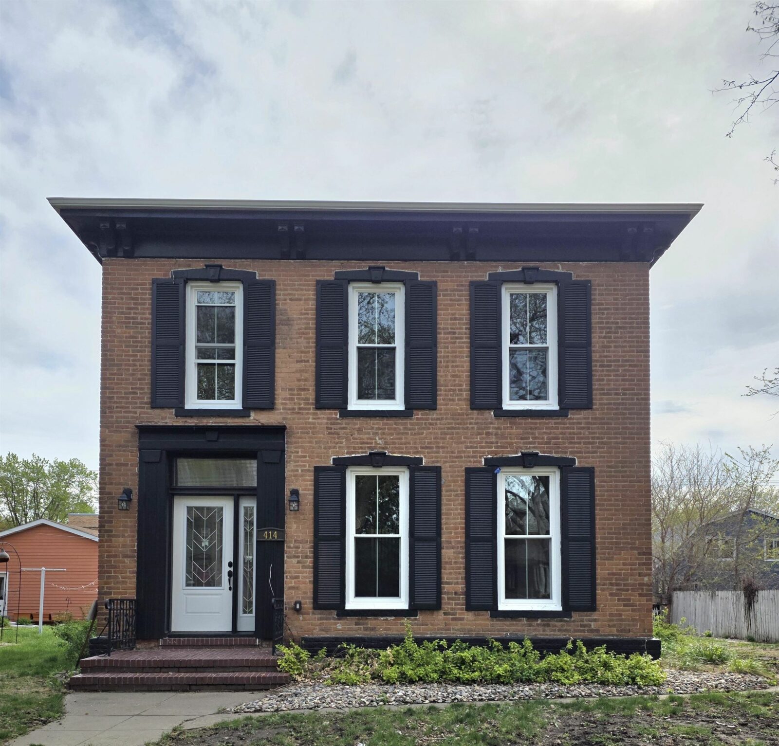 Photo of 414 Pine St Yankton, SD