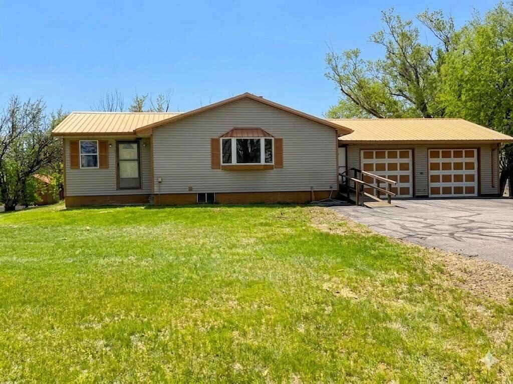 Photo of 45179 SD HWY 50 Gayville, SD