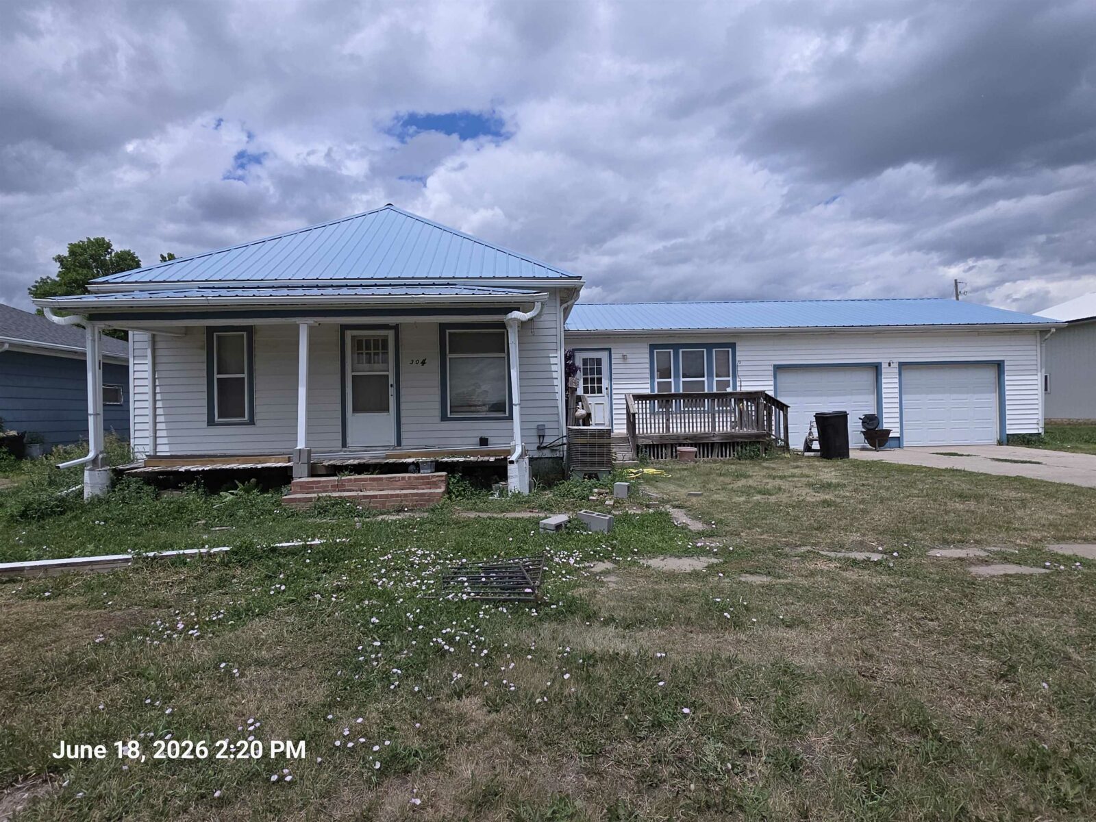 Photo of 304 W Bazile St Bloomfield, NE