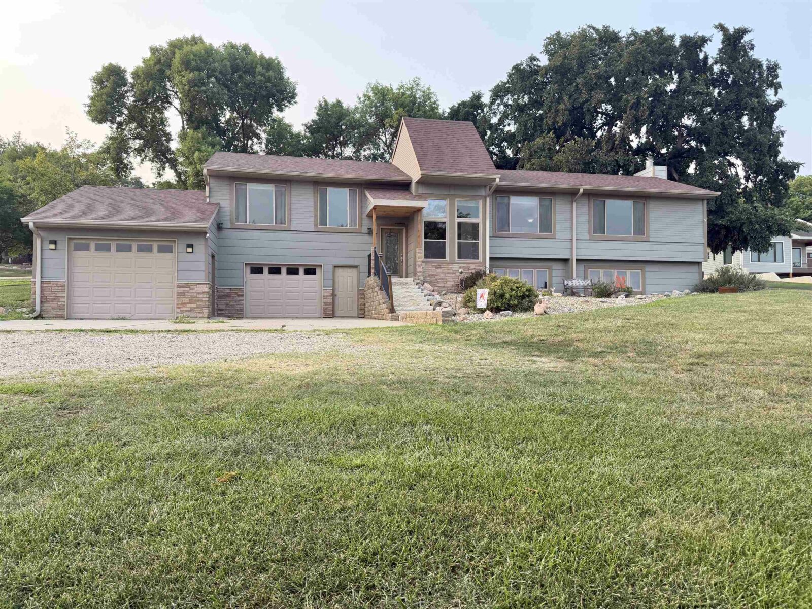 Photo of 114 Lakeview Ter Yankton, SD