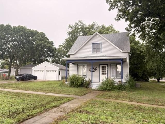 Photo of 613 Walnut St Springfield, SD