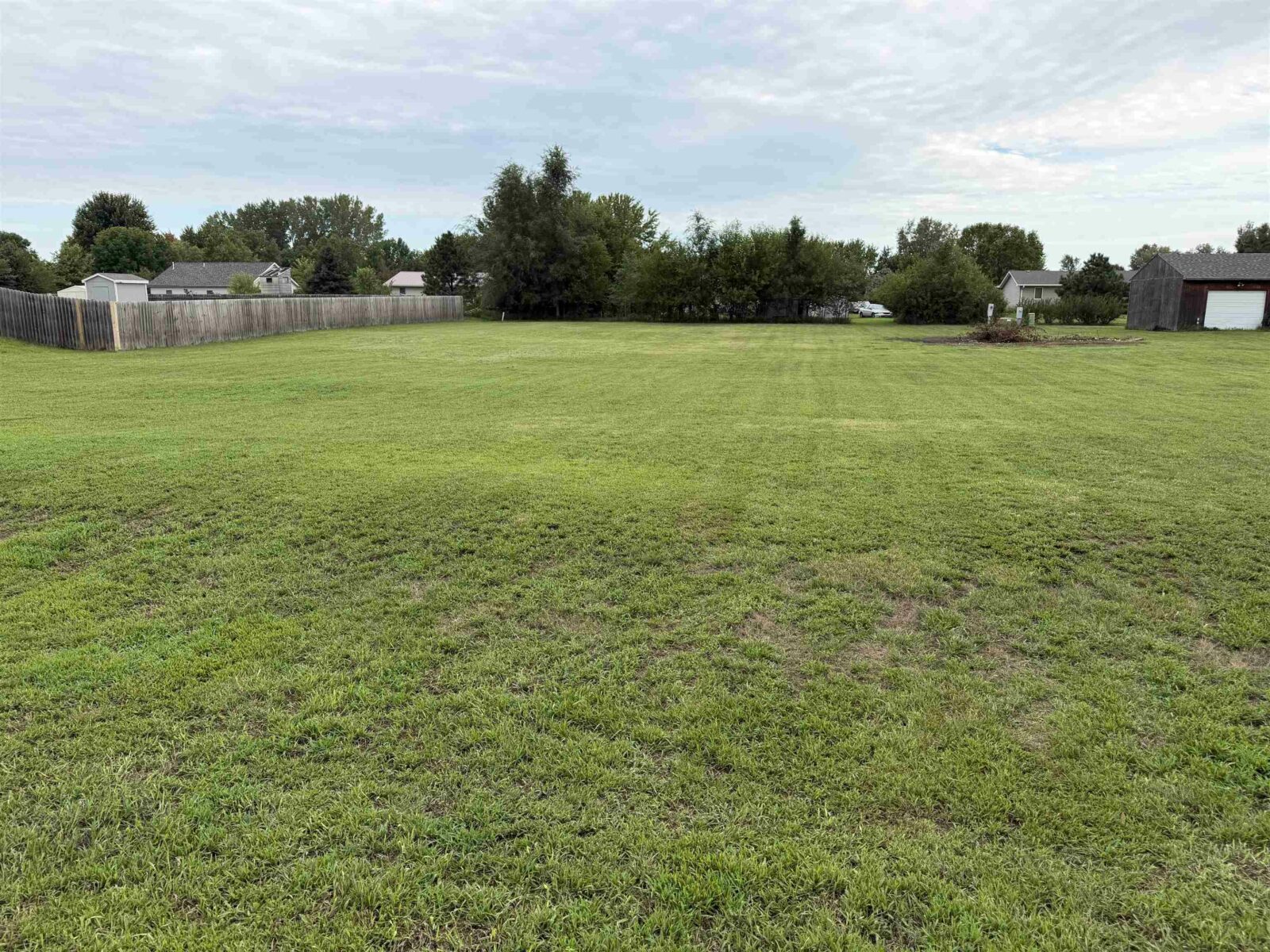 Photo of lot 16 Rainbow St Yankton, SD