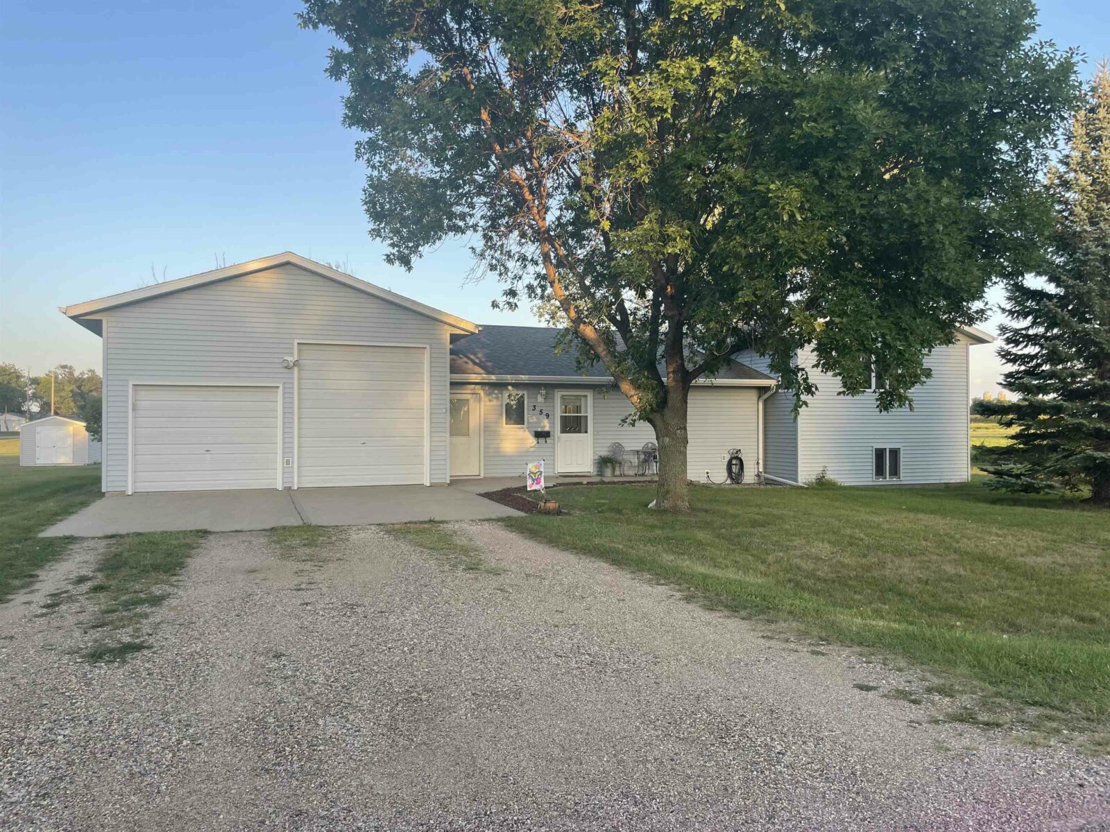 Photo of 359 S Vyborny Ave. Tabor, SD