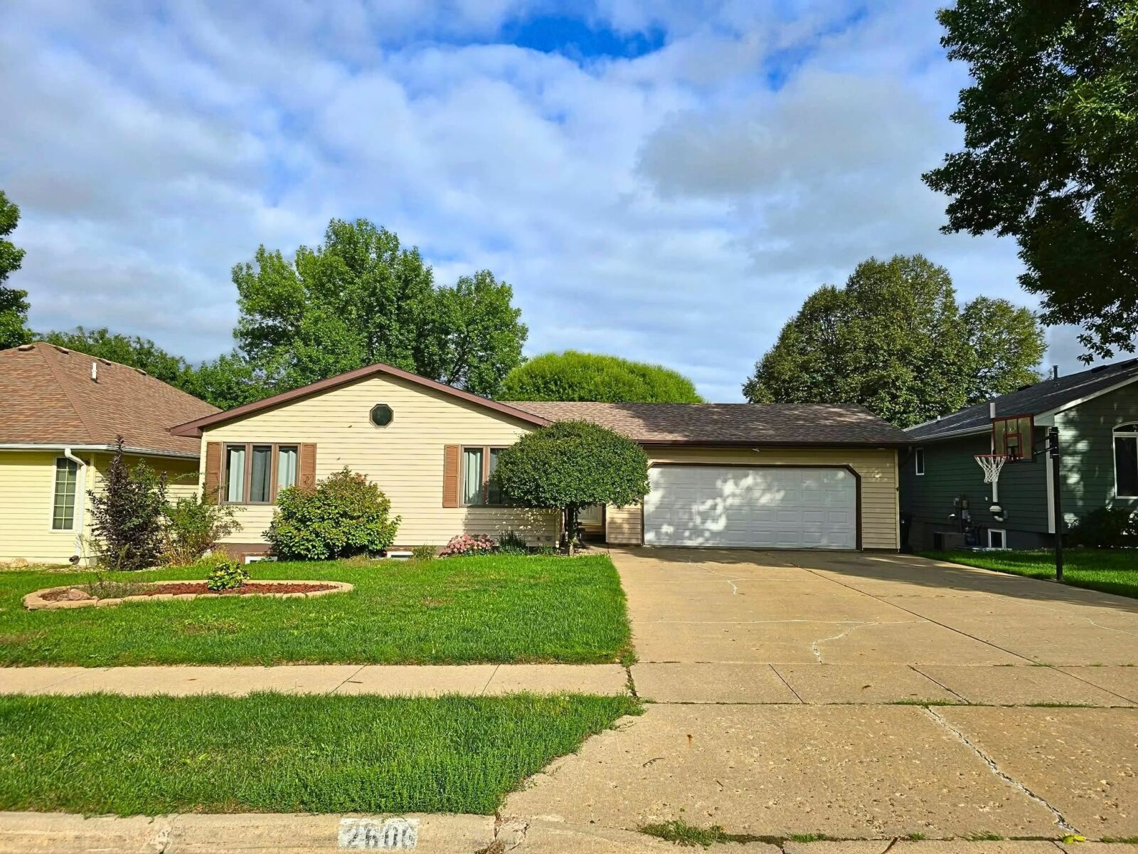 Photo of 2606 Williams Cir Yankton, SD