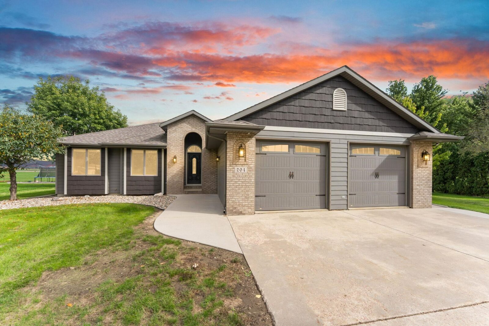 Photo of 204 S Cherry Avenue Marion, SD